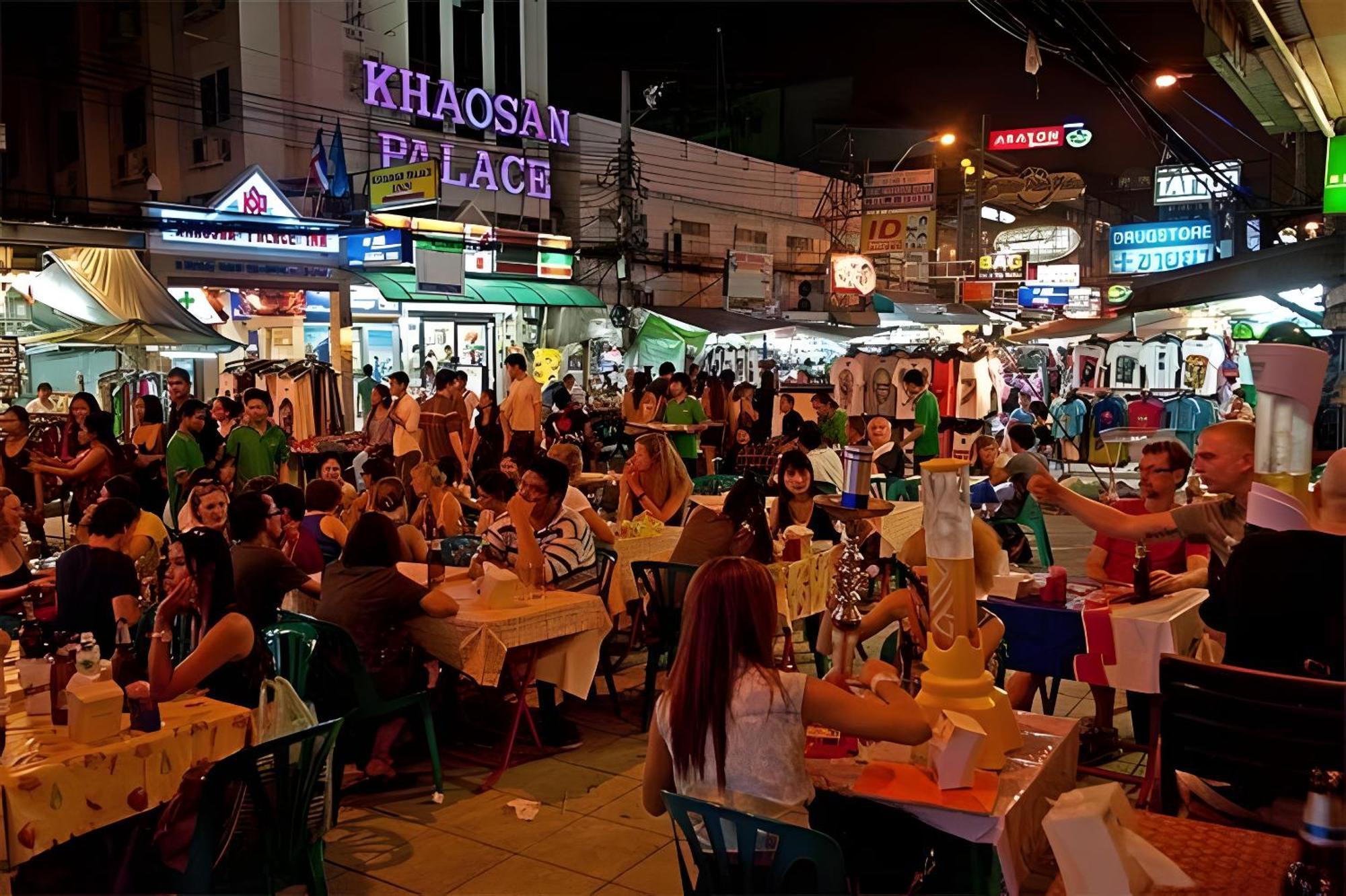 Go Inn Khaosan Road Bkk - โกอินน์ ตรอกข้าวสาร Bangkok Bagian luar foto